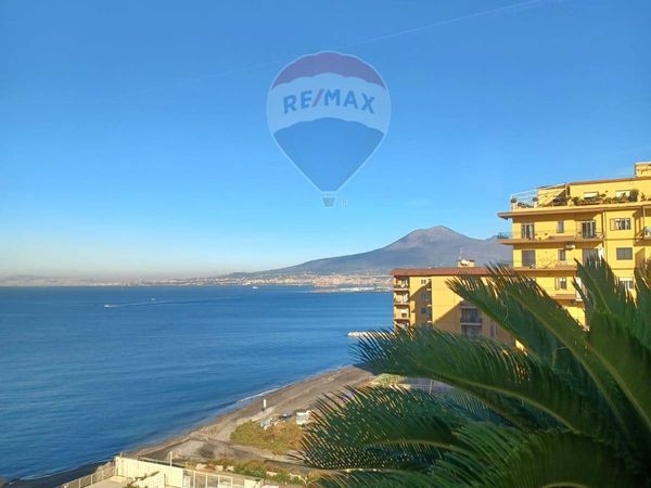 Appartamento Castellammare di Stabia, NA Vendita