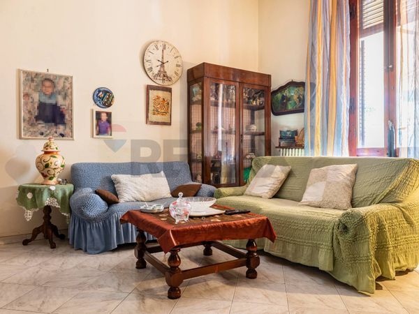 Casa Semindipendente Centro storico, Prato, PO Vendita