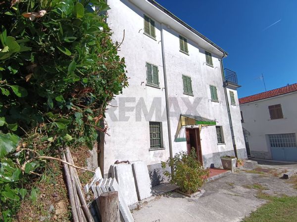 Casa Semindipendente Camponuovo, Roccavignale, SV Vendita