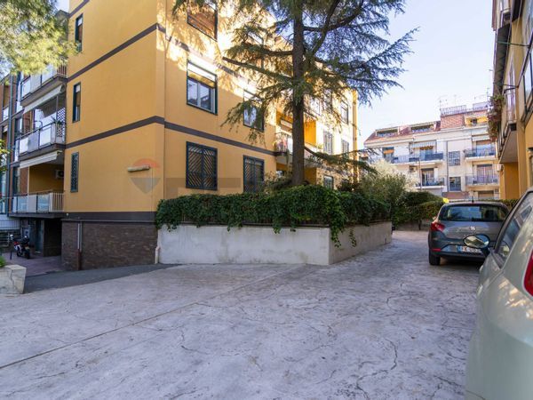 Appartamento Sant'Agata li Battiati, CT Vendita