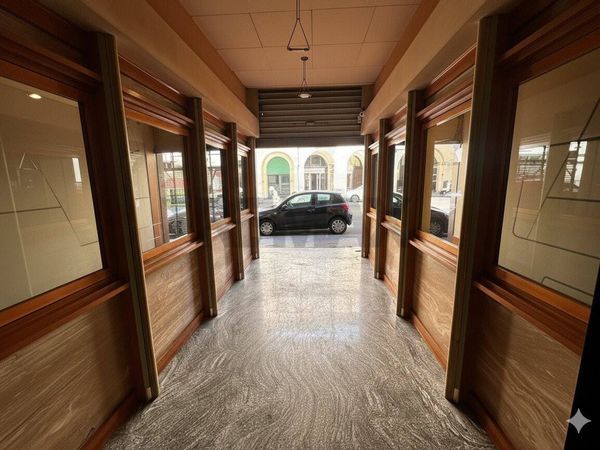 Locale Commerciale Centro, Benevento, BN Affitto - Foto 2