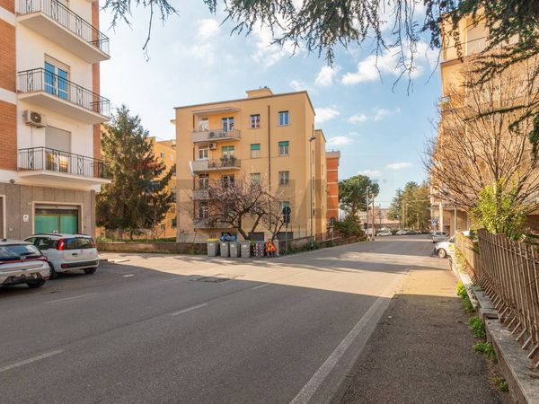 Appartamento Cappuccini, Viterbo, VT Vendita - Foto 3