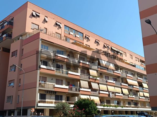 Appartamento Pomezia, RM Vendita