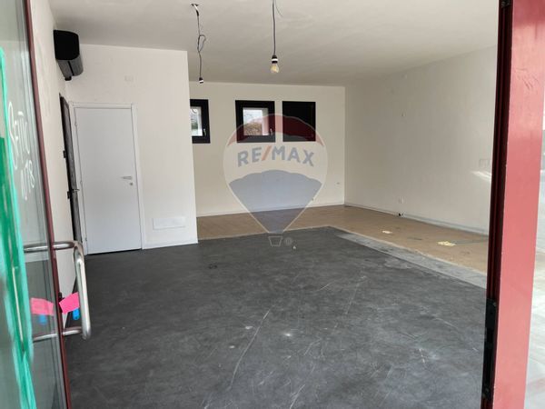 Negozio Castelfranco Veneto, TV Affitto - Foto 4