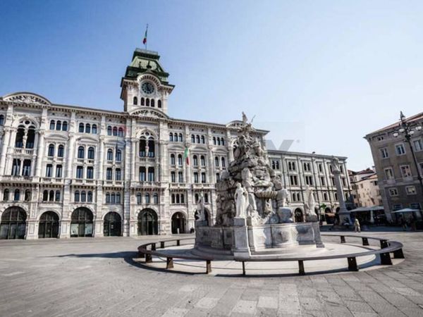 Locale Commerciale Zone di pregio, Trieste, TS Vendita