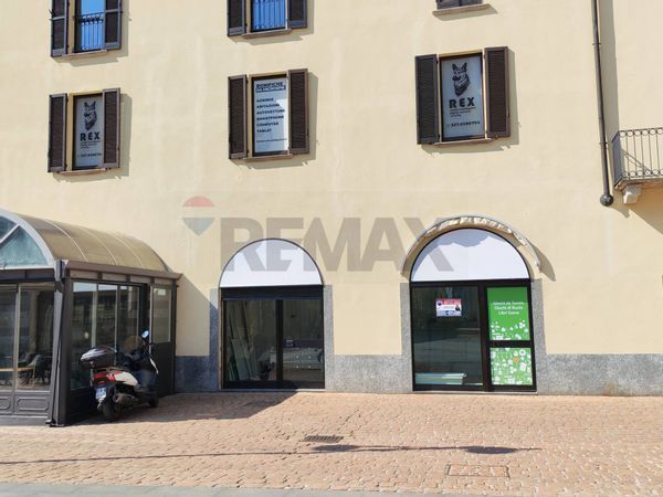 Negozio Centro, Busto Arsizio, VA Affitto - Foto 4