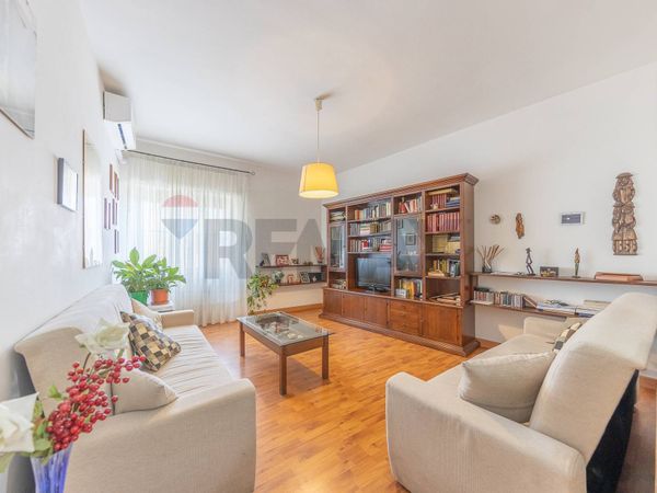 Appartamento Albano Laziale, RM Vendita