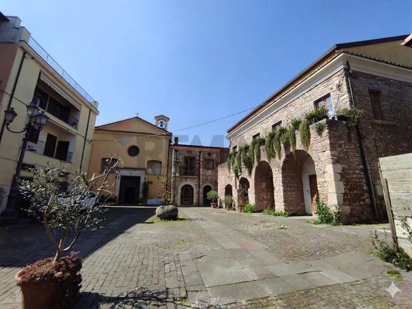 Locale Commerciale Centro, Benevento, BN Vendita - Foto 2