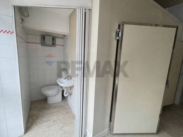 Attività  Commerciale Viale Trieste, Cosenza, CS Affitto - Foto 4