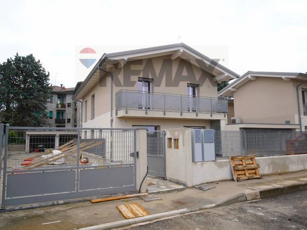 Nuove costruzioni Vaprio d'Adda, MI Vendita