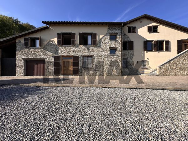 Casa Indipendente Centro, Cairo Montenotte, SV Vendita
