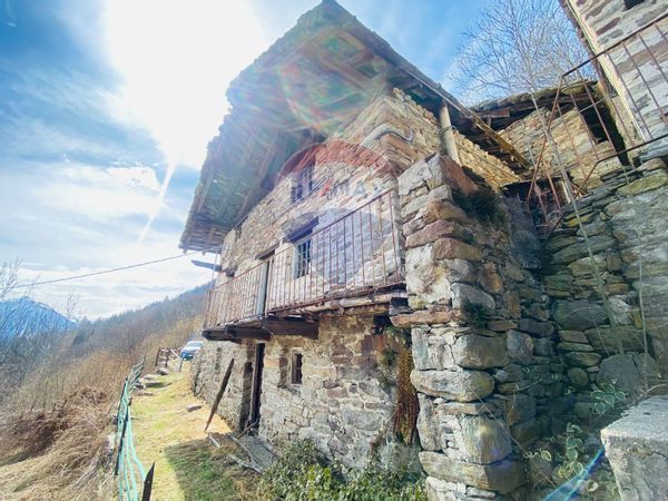 Casa Indipendente Fontainemore, AO Vendita