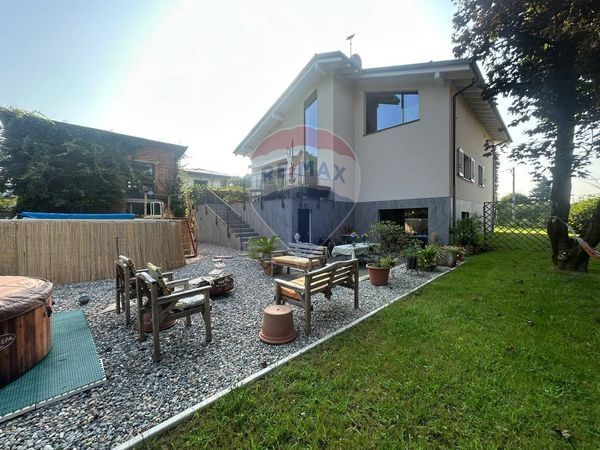 Villa singola Monvalle, VA Vendita