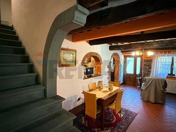 Casa Semindipendente Valdottavo, Borgo a Mozzano, LU Vendita