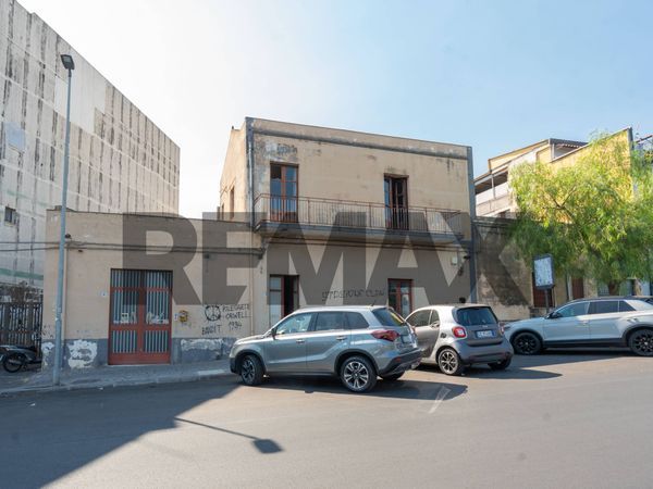 Casa Indipendente Tremestieri Etneo, CT Vendita