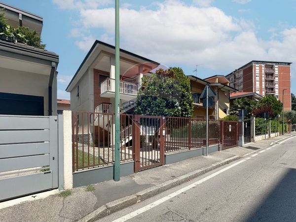 Villetta bifamiliare Zona Cologno Centro, Cologno Monzese, MI Vendita - Foto 2