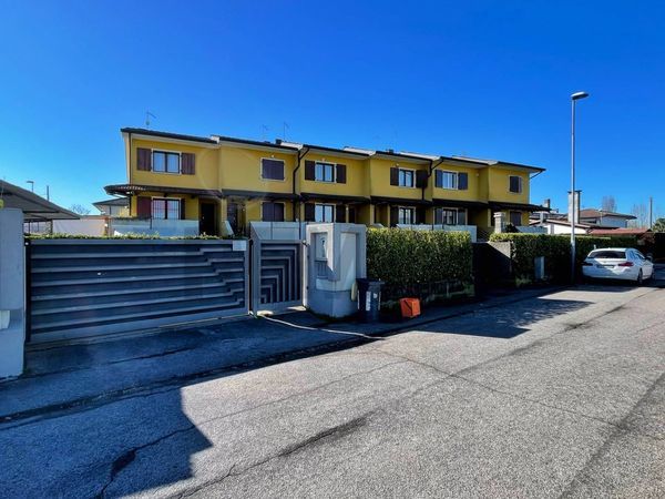 Villa a schiera Tombelle, Vigonovo, VE Vendita