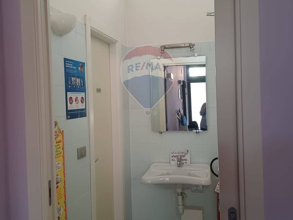 Locale Commerciale Viali, Mantova, MN Affitto - Foto 4