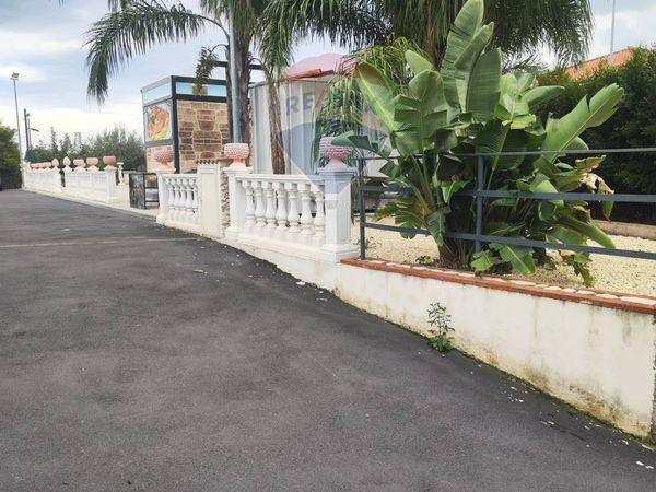 Magazzino Santa Tecla Di Acireale, Acireale, CT Affitto