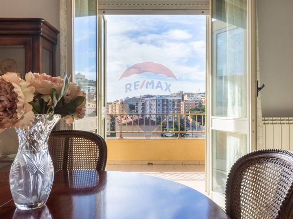 Appartamento San Benedetto, Cagliari, CA Vendita