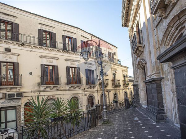 Casa Indipendente Vizzini, CT Vendita