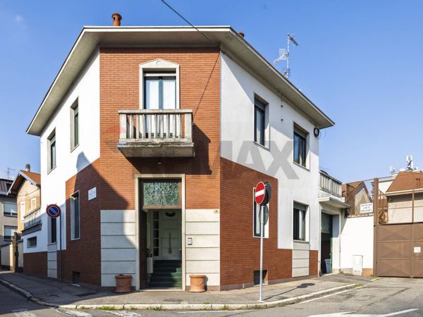 Casa Indipendente Centro, Busto Arsizio, VA Vendita