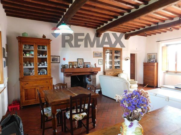 Appartamento Colle, Buggiano, PT Vendita