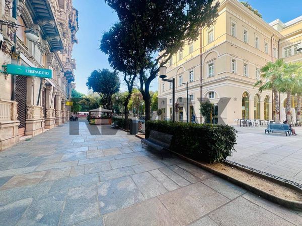 Locale Commerciale Centro, Savona, SV Affitto - Foto 4