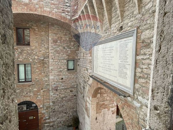 Appartamento Centro storico di pregio, Perugia, PG Vendita