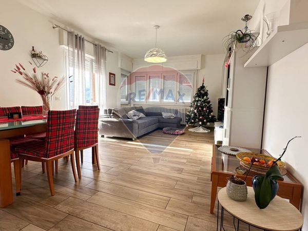 Appartamento Luino, VA Vendita