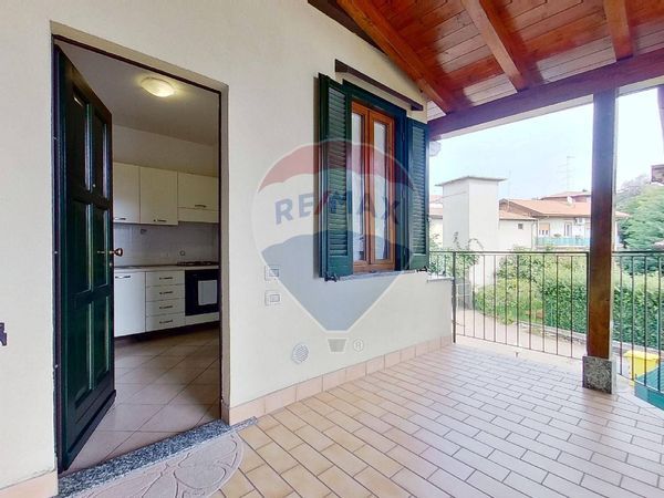 Appartamento Oggiona con Santo Stefano, VA Vendita