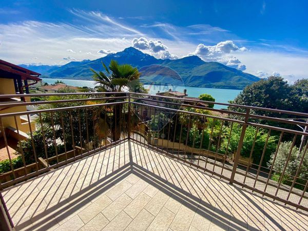 Appartamento Domaso, CO Vendita