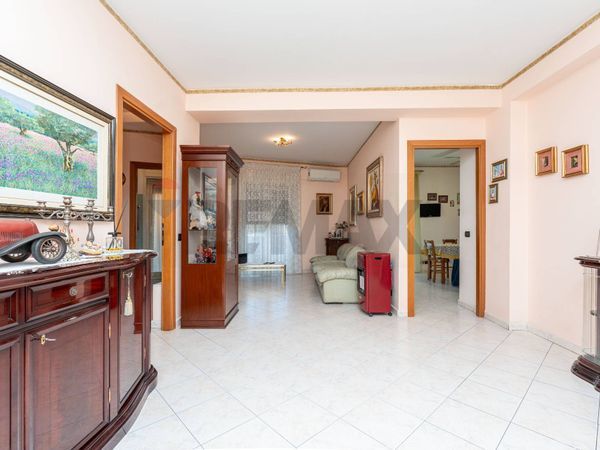 Appartamento Gravina di Catania, CT Vendita