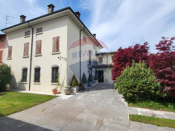 Villa singola Volta Mantovana, MN Vendita