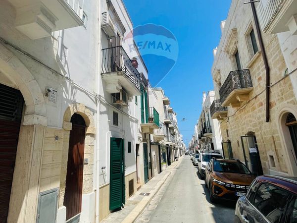 Appartamento Polignano a Mare, BA Vendita