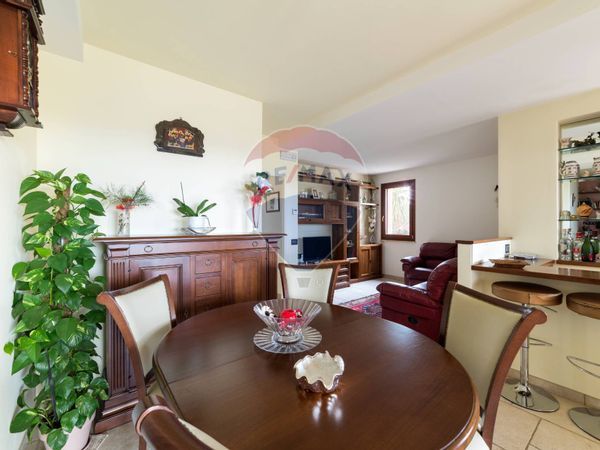 Casa Semindipendente Ostra, AN Vendita