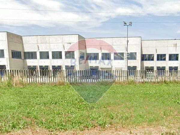 Capannone Industriale Tribiano, MI Affitto