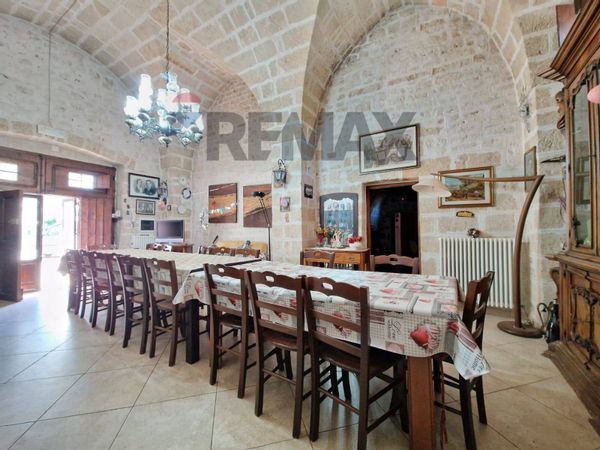 Cascina/Casale Chiesa Nuova-Triggianello, Polignano a Mare, BA Vendita