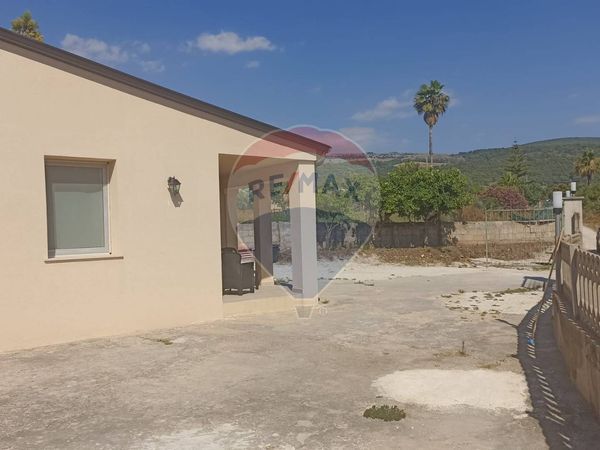 Villa singola Chiaramonte Gulfi, RG Vendita