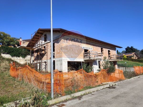 Villetta bifamiliare Frisa, CH Vendita