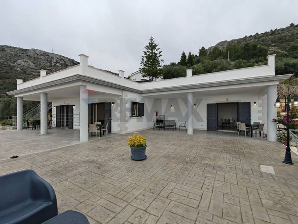 Villa singola Macchia (Marina di Monte Sant'Angelo), Monte Sant'Angelo, FG Vendita