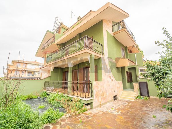 Villa o villino Ladispoli, RM Vendita