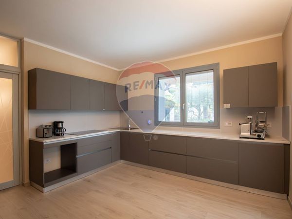 Appartamento Sale Marasino, BS Vendita - Foto 2