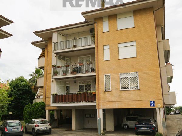 Appartamento Ariccia, RM Vendita - Foto 2