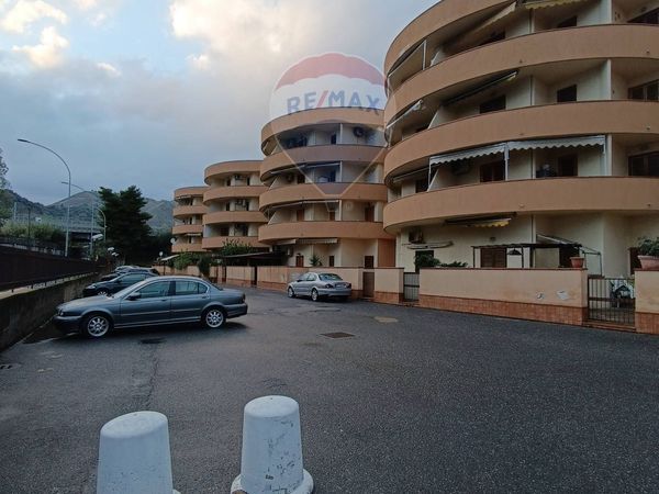 Appartamento Roccalumera, ME Vendita