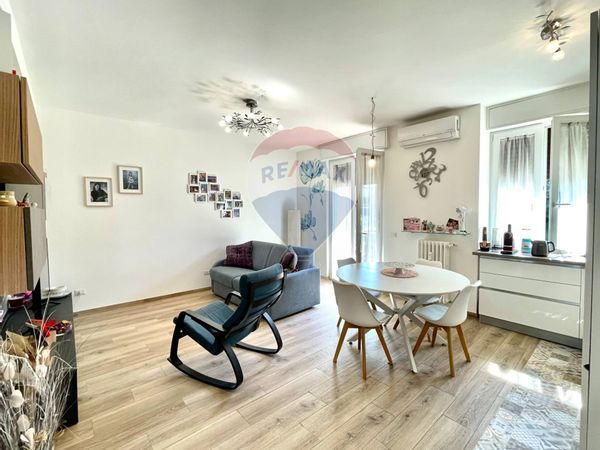 Appartamento Meda, MB Vendita