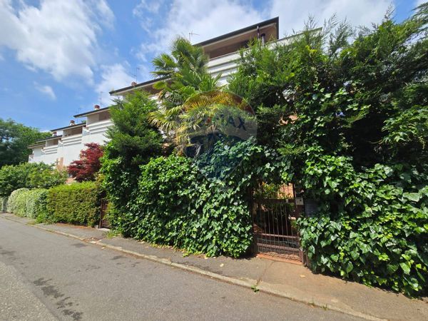 Villa o villino Amati, Monza, MB Vendita