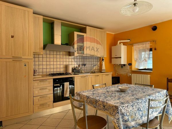 Casa Indipendente Rocchetta a Volturno, IS Vendita