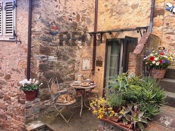 Casa Semindipendente Aquilea, Lucca, LU Vendita