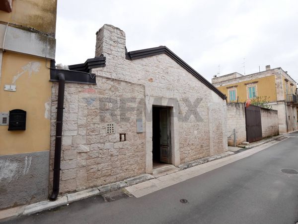 Casa Indipendente Sammichele di Bari, BA Vendita